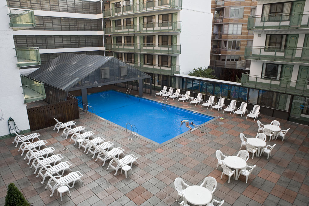 The Travel Inn Hotel - Pool